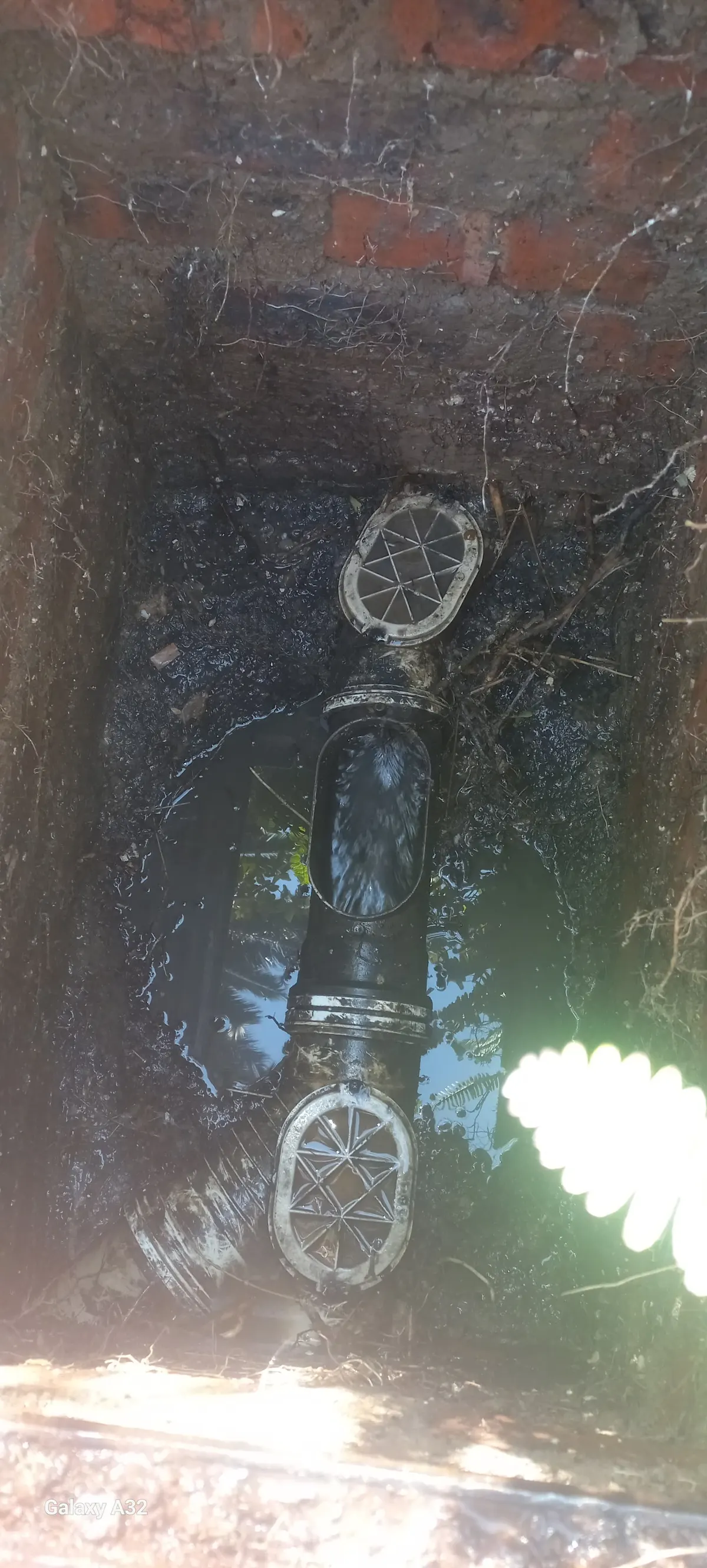 24/7 emergency drain unblocking in South Hills